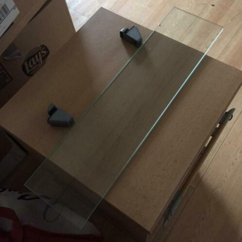 Planchet 60x15 cm glas incl planchethouders, gehard glas
