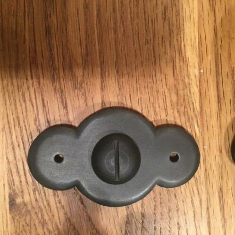 Set deurbeslag van smeedijzer
