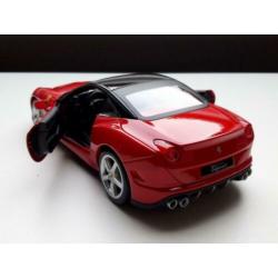 Nieuw in doos Ferrari California T – Bburago modelauto 1:18