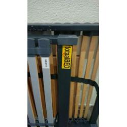 Twee lattenbodems 0.80x2.10