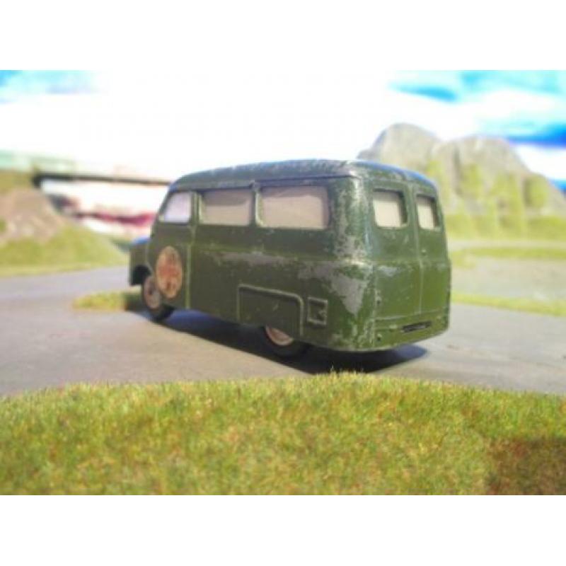 1/43 Bedford CA Utilicon Military Ambulance - Corgi Toys 414