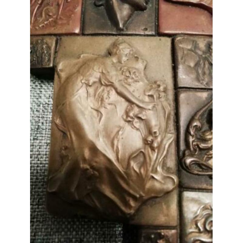 zeer mooi oud sierstuk om op te hangen