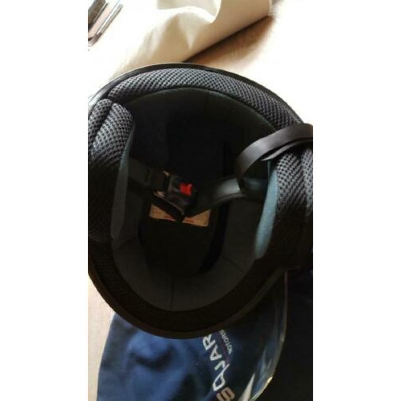 Helm B-square, nog nooit gebruikt !