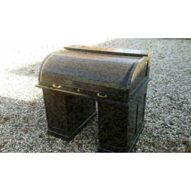 113, eiken rolbureau te koop.