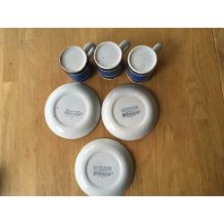 3 Midwinter kop en schotel blauw Stonehenge mokka/espresso