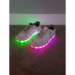 Energy lights skechers mt 36