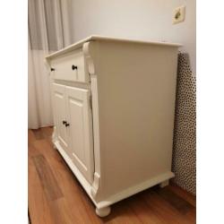 Prachtig vintage commode met legplank