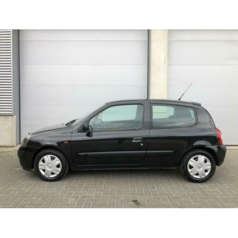 Renault Clio 1.2 16V 3DR 2005 2002 Zwart ELEK PAKKET, APK