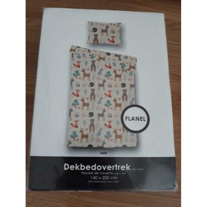 dekbedhoes flanel 120x200. nieuw.