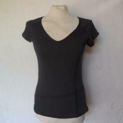 Sportief zwart damesshirt.Mt S.Merk Papillon