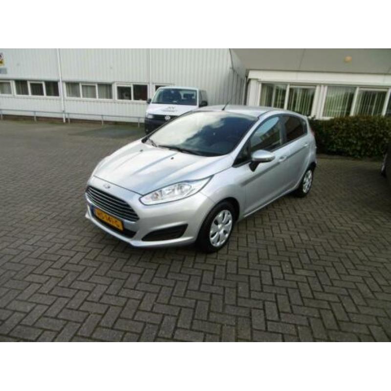 Ford Fiesta 1.5 TDCi Style Lease (bj 2015)