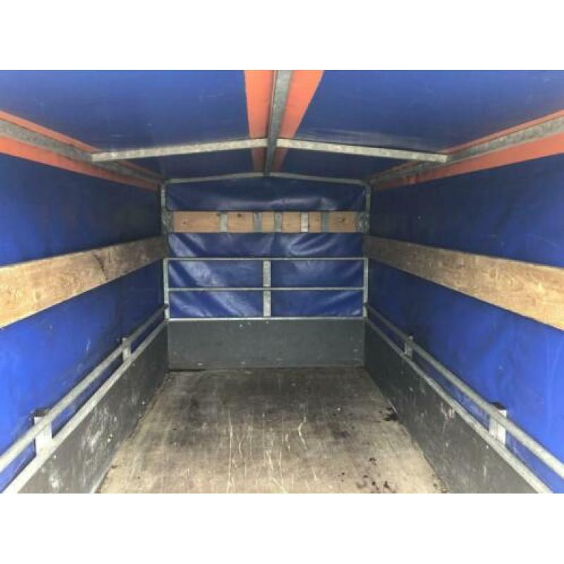 Hapert Bakwagen met huif