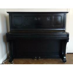 Gotrian Steinweg piano zwart