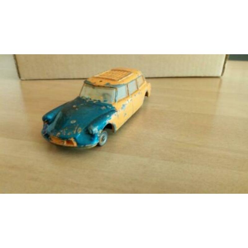 Dinky Toys restauratie projecten Citroën DS Break brandweer