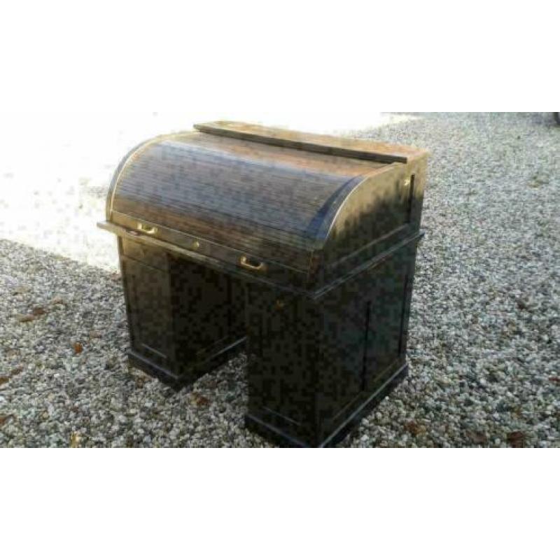 113, eiken rolbureau te koop.