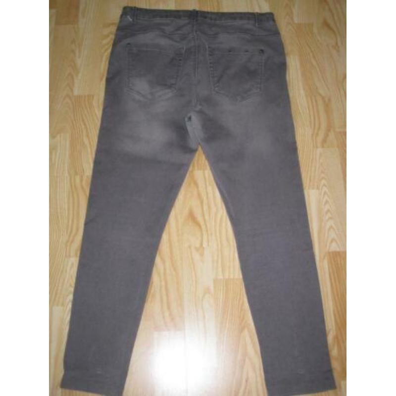 DAMES JEANS van ONLY. Maat:L/XL.