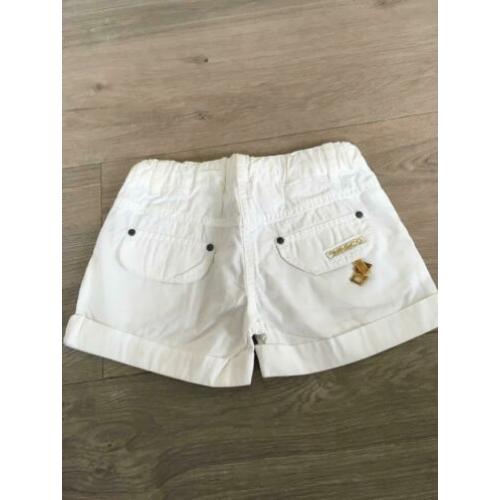 3 POMMES korte broek wit nieuwstaat mt 104 D4