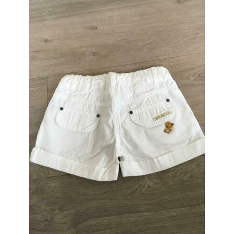 3 POMMES korte broek wit nieuwstaat mt 104 D4