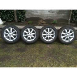 Nieuwe 14” originele toyota aygo velgen + banden 4x100