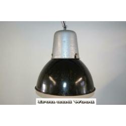 Zwarte emaille industriele lamp / fabriekslamp H38 D35