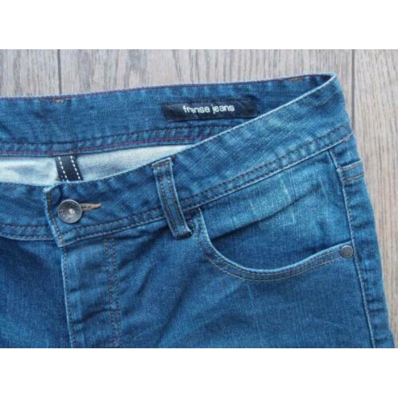 Mooie dames Fransa jeans short korte broek maat M / 38 / 30