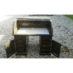 113, eiken rolbureau te koop.