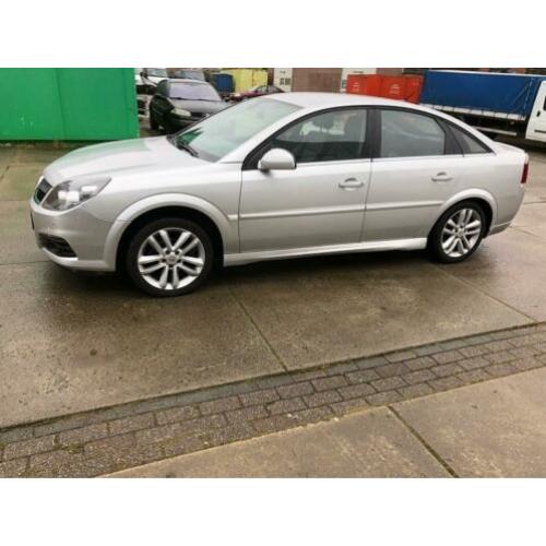 Opel Vectra GTS 2.2-16V Executive
