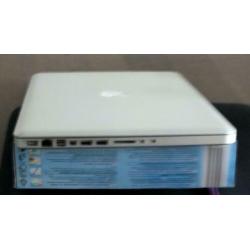 MacBookPro Earley 2011 8gb 250GB SSD