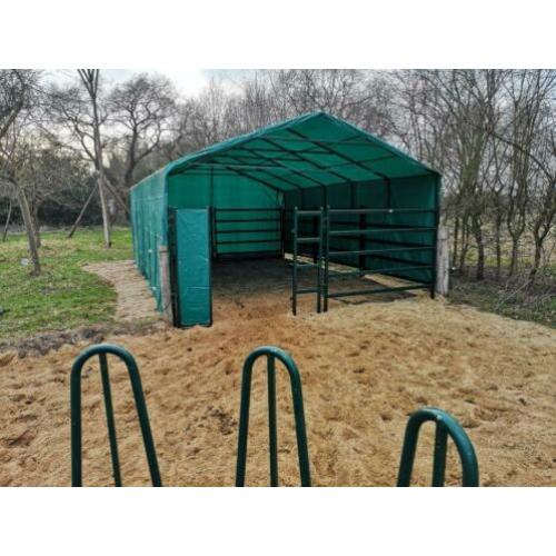 Mobiele schuilstal 6.45 x 4.25 mtr. € 1275,00