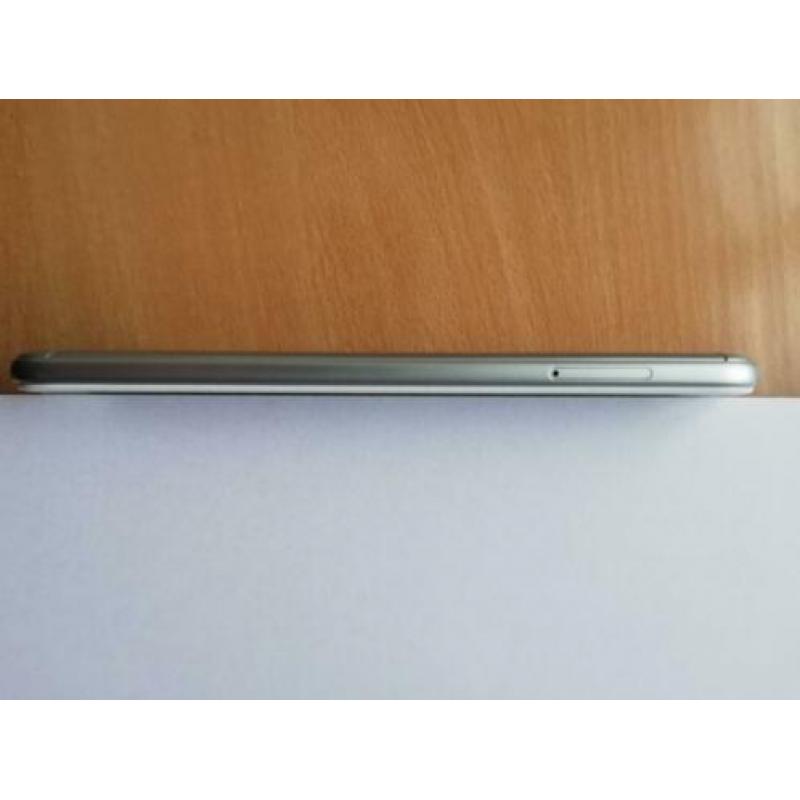 Huawei y6 pro + 2 hoesjes