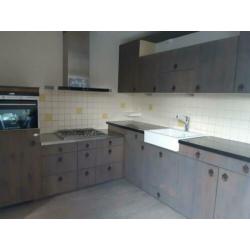 Complete keuken incl inbouw apparatuur.juni '20 op te halen