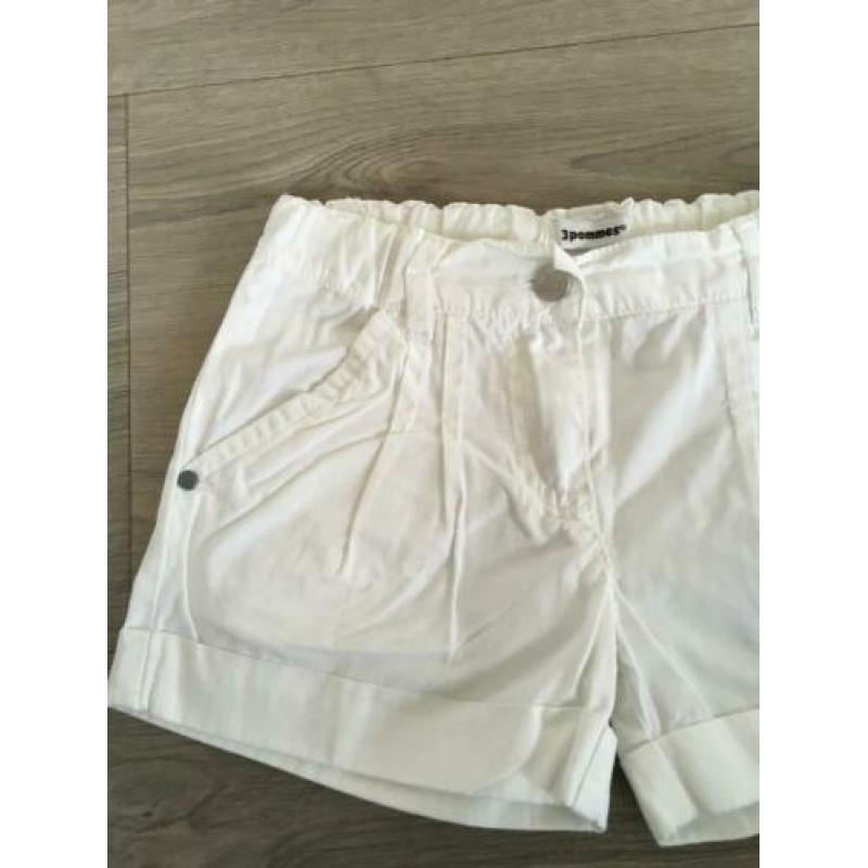 3 POMMES korte broek wit nieuwstaat mt 104 D4
