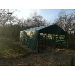 Mobiele schuilstal 6.45 x 4.25 mtr. € 1275,00