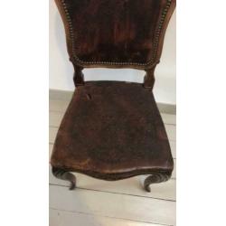 Houten stoel met lederen rug en zitting 1 stuks