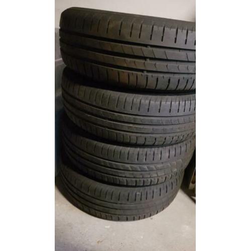 Hankook 185/65/R15/H88 - 4 zomerbanden gebruikt
