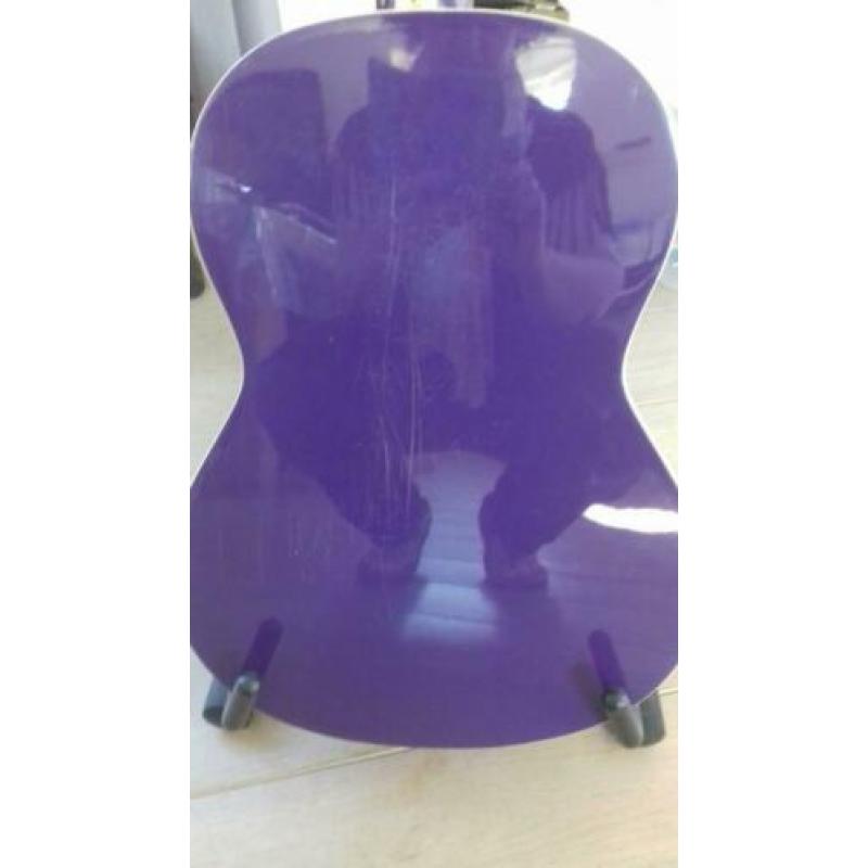 7/8 gitaar in de kleur paars met glitters incl. hoes