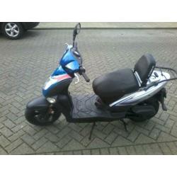 kymco agility geel kenteken