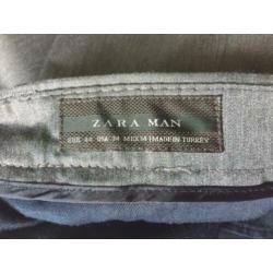 Kostuums van Zara