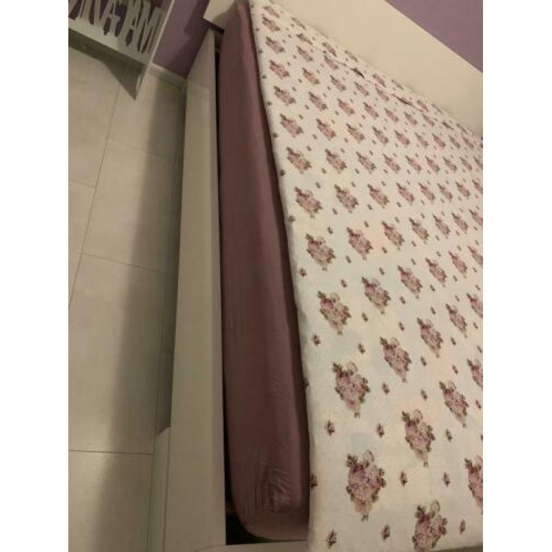 Tweeperson bed