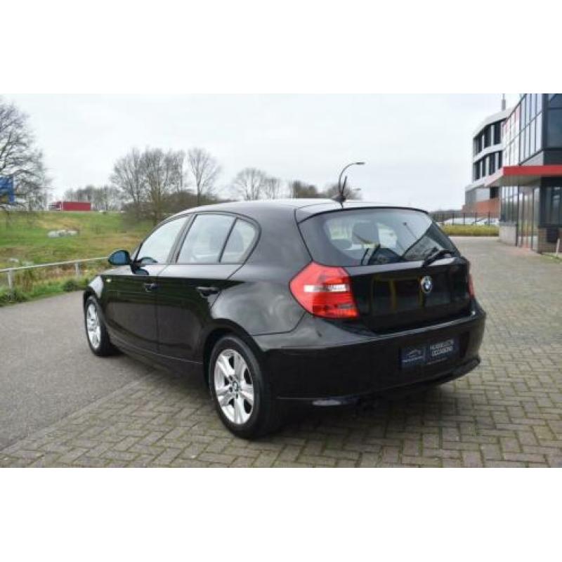 BMW 1-serie 118i BLACK EDITION 1e EIGENAAR AIRCO