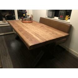 Mooie robuuste eetkamer set