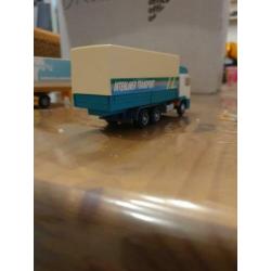 Volvo truck fh2 schaalmodellen van kentoys en Madurodam