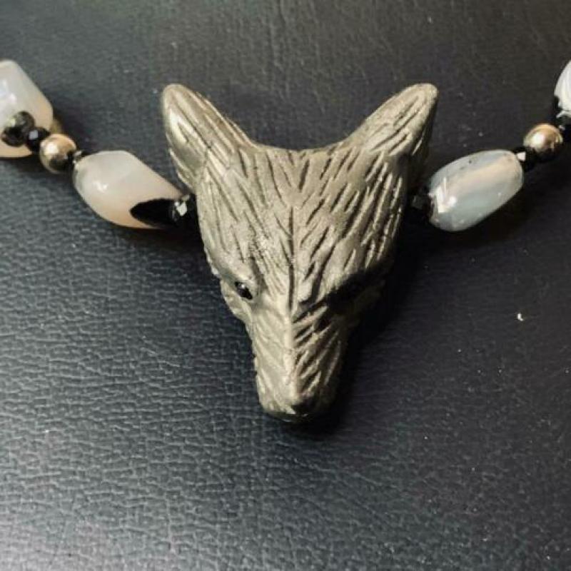 Dendrietagaat pyriet wolf hanger totem meditatie beschermt