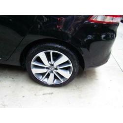 Renault Clio Estate 1.5 dCi ECO Night&Day NAVIGATIE PDC 17 I