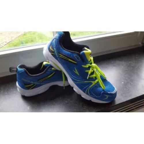 Gymschoenen Dutchy blauw maat 39