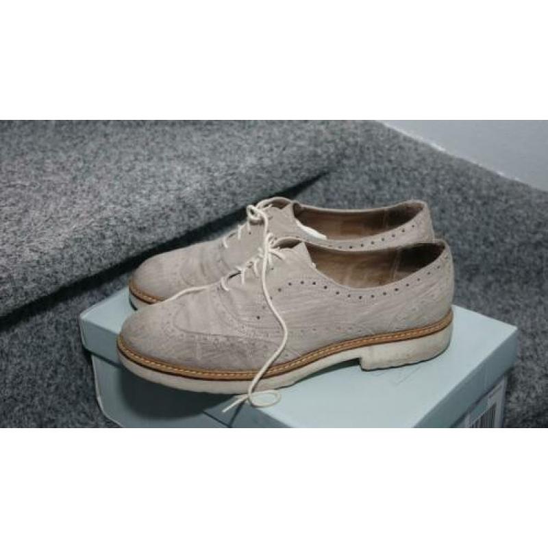 grijze echt leren schoenen van MANFIELD