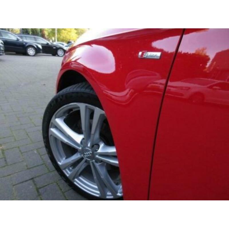 Audi A3 1.6 TDI S-Line,1e Eig,Half leer,Xenon,Navi,Clima,Cru