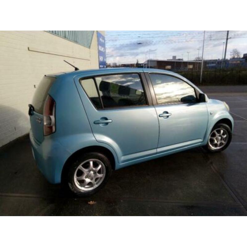 Daihatsu Sirion 2 1.3-16V