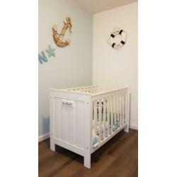 Complete babykamer Marseille (ledikant, commode en kast)