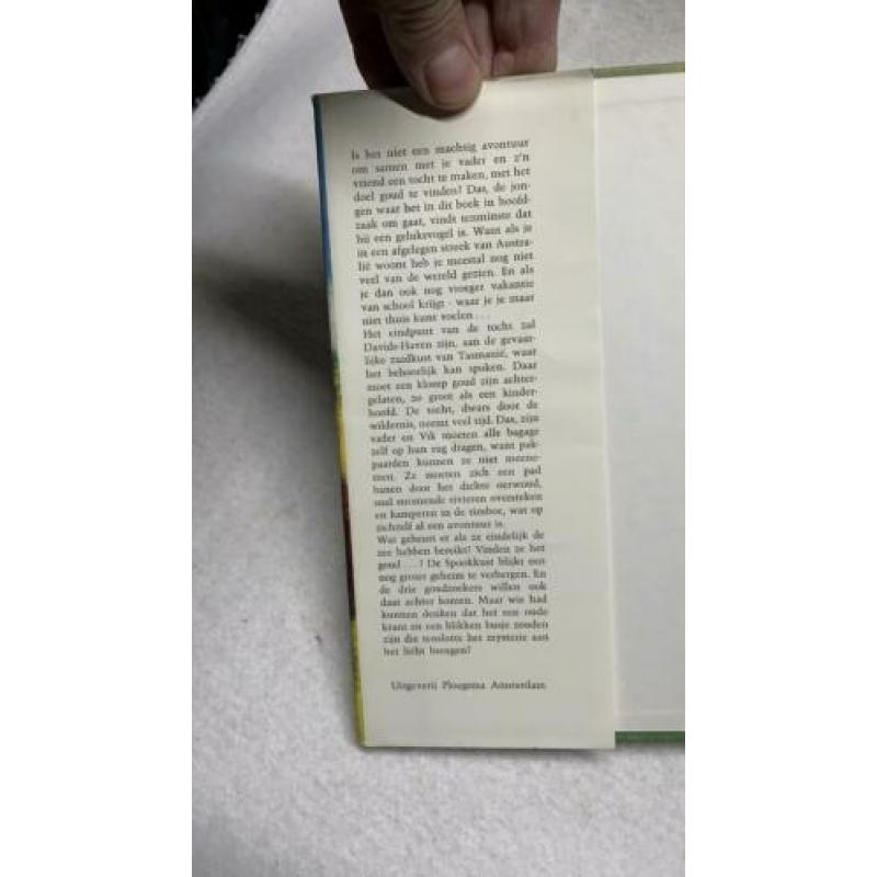 Oud boek de Spookkust door Nan Chauncy